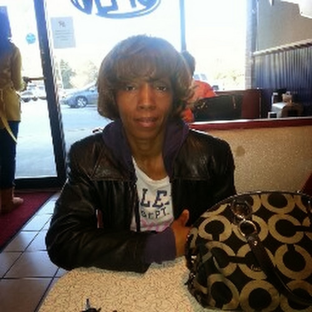 Meet your Posher, Kimberly